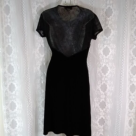 Connected Velvet Women's Dress Size 6 - Picture 6 of 11